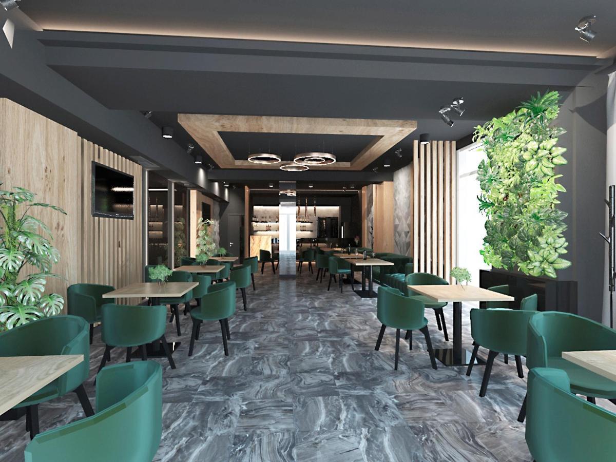 Zbruch Palace Hotel Volochysk Bagian luar foto